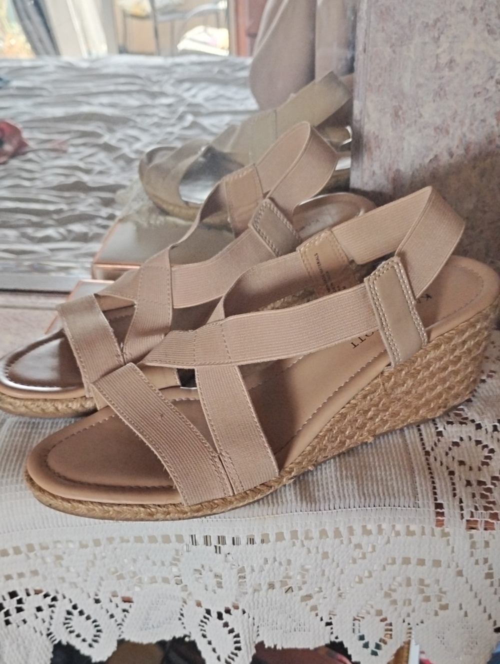 KAREN SCOTT Super Comfort Orthopedic Beige Elastic-Strap WedgeS 8.5
